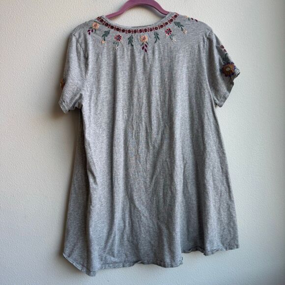 Johnny Was Embroidered Floral Colorful Gray Short Sleeve T Shirt Size Large - Picture 7 of 7